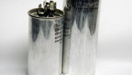 影響交流馬達電容器性能的原因有哪些?