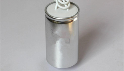 如何選擇交流電機電容器生產廠家？